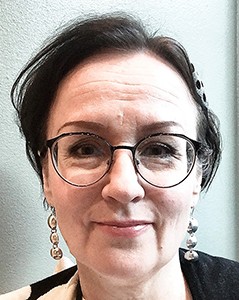 Anne Elina Akola