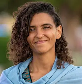 Aya  Khourshid